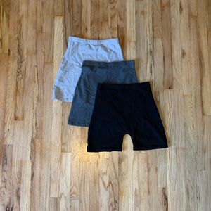 Brandy Melville Griffin Bike shorts trio